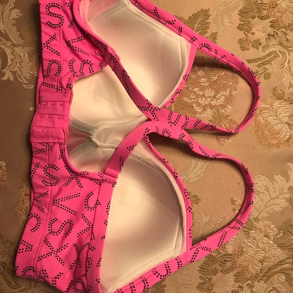 Victoria’s Secret Workout/Bra/Bathing Suit Top Size 36 D - Picture 2 of 4